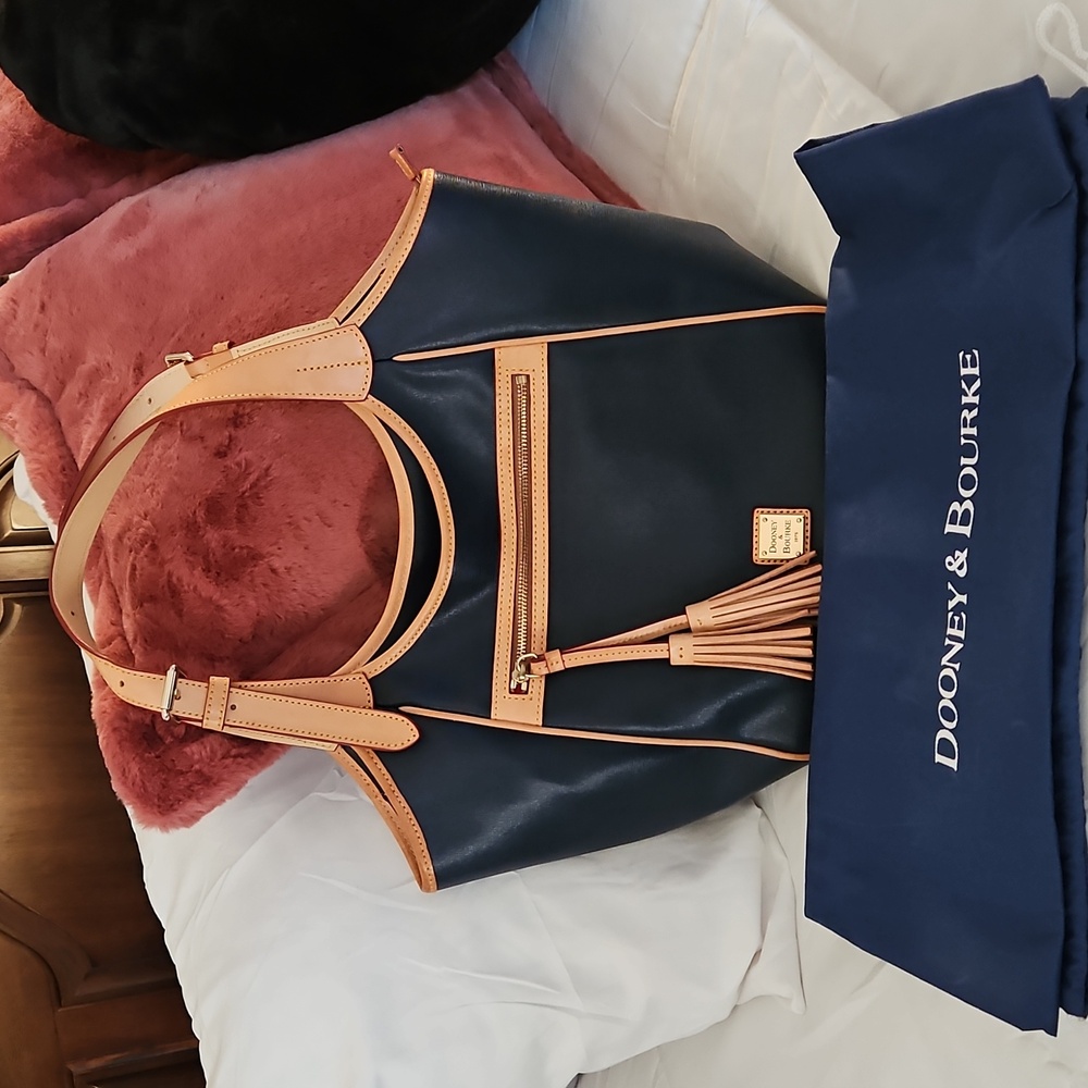 Dooney & Bourke Maddie Satchel